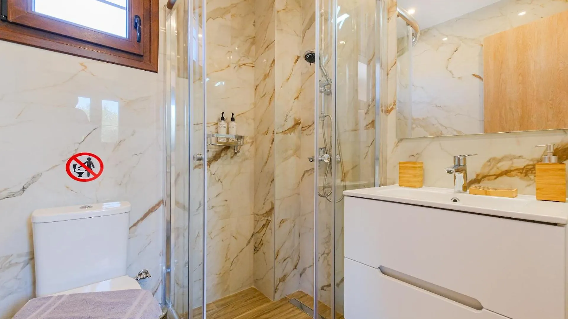Top Hill Deluxe Maison & Suite, Sea View, Nikiti